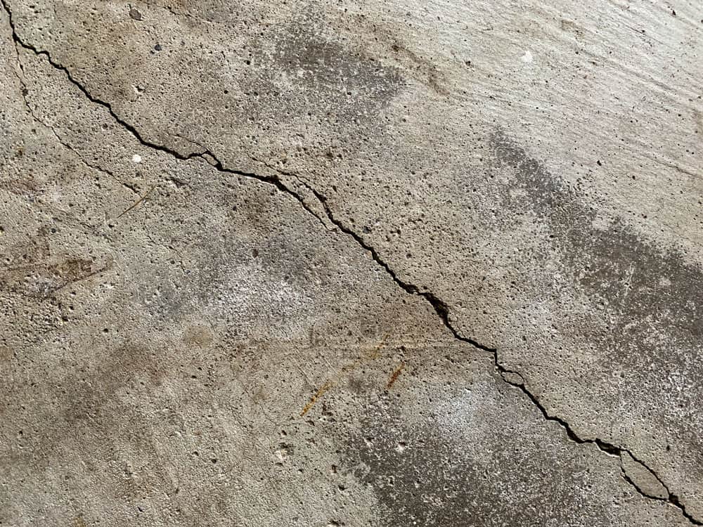 foundation crack repair in wayne county michigan